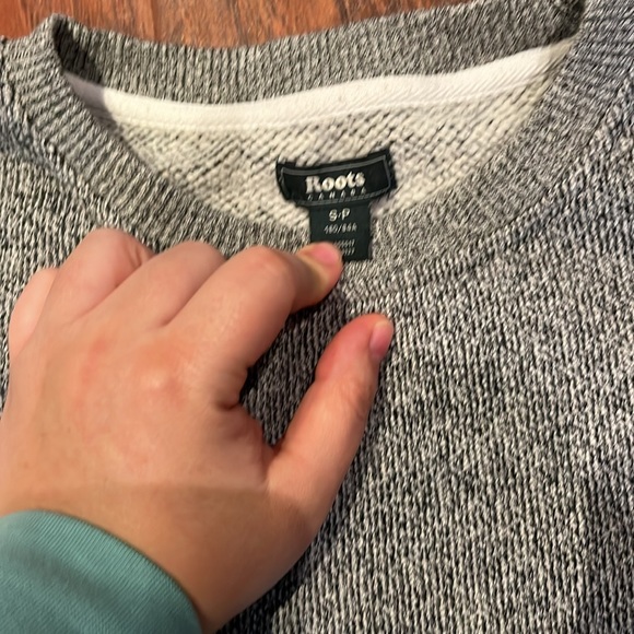 Roots salt & pepper crew neck - Picture 3 of 4